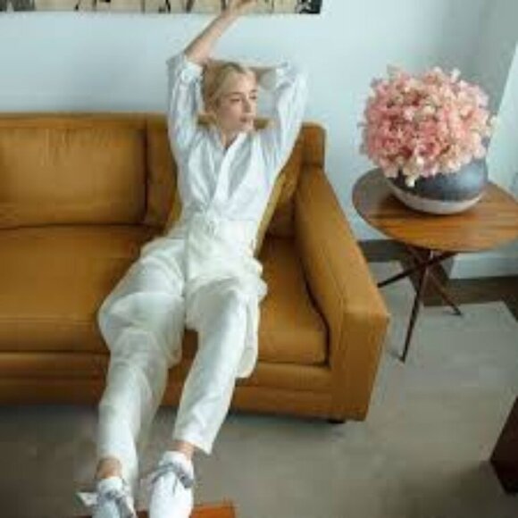 Alexandre Birman White and Gold Women's Shoes Size US8 EU 38 - Picture 2 of 10